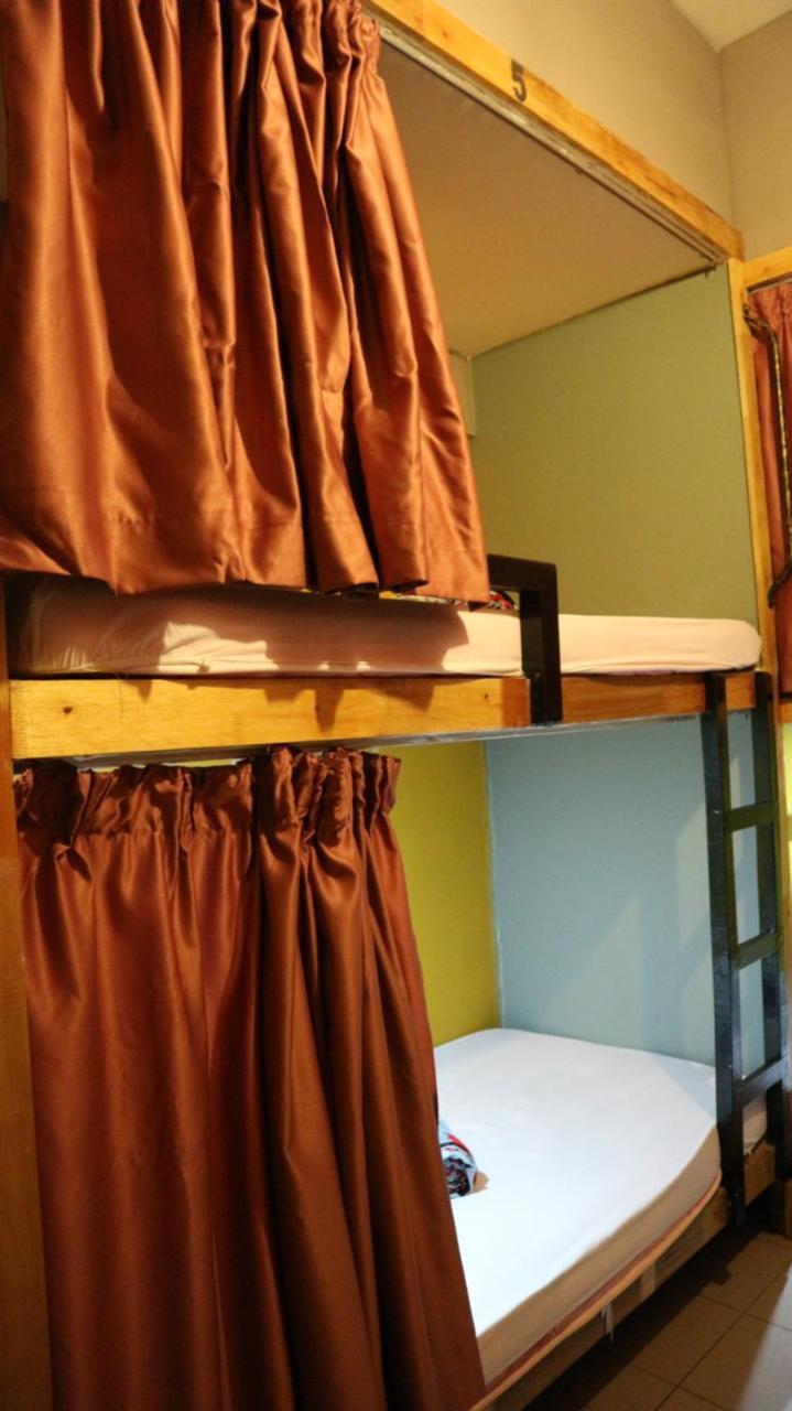 Auberge de jeunesse Escape Backpackers Kk à Kota Kinabalu Extérieur photo